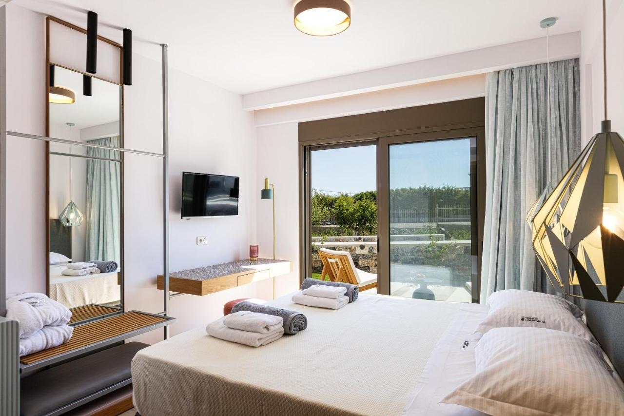 Terrazzo Luxury Villas Pigianos Kampos  Esterno foto